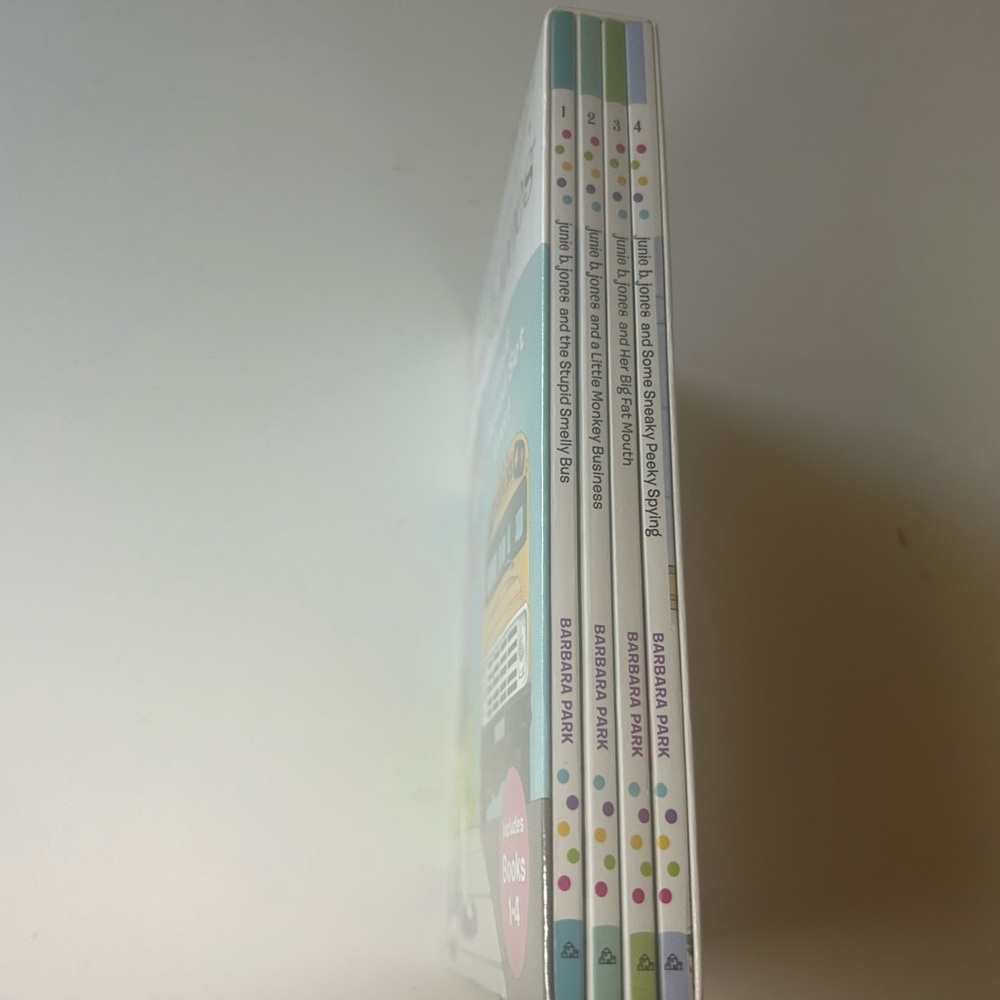Junie B Jones first boxed set 1-4 - Picture 4 of 6